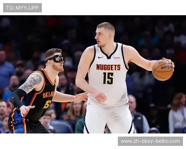 掘金队通过约基奇与穆雷的双核配合建立了何种进攻体系